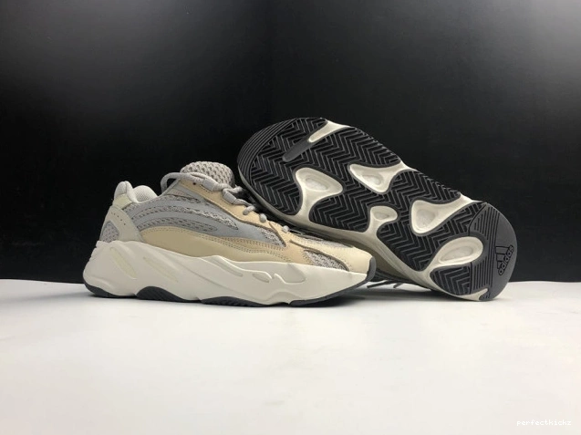 Adidas Cream Boost Yeezy Cream V2 GY7924 700 0728